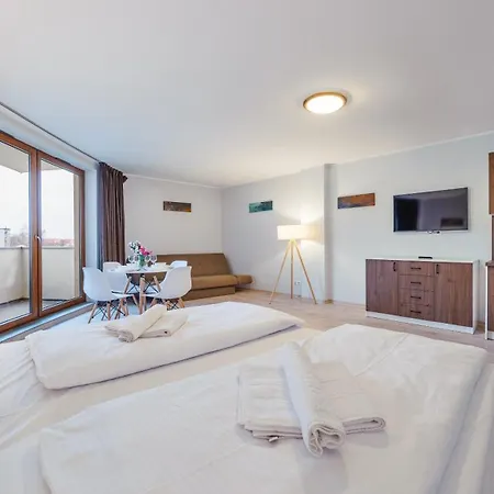 Apartamenty Sun & Snow W Ves Przy Plazy - Sauna, Basen, Jacuzzi, Plac Zabaw Владиславово Екстер'єр фото
