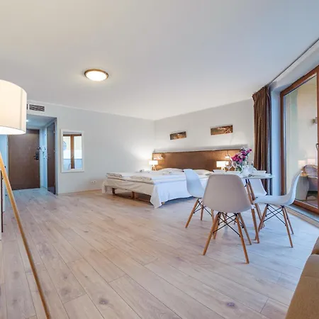 Apartamenty Sun & Snow W Ves Przy Plazy - Sauna, Basen, Jacuzzi, Plac Zabaw Владиславово Екстер'єр фото