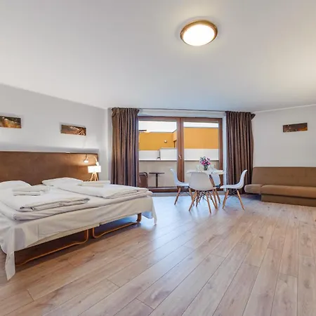 Apartamenty Sun & Snow W Ves Przy Plazy - Sauna, Basen, Jacuzzi, Plac Zabaw Владиславово Екстер'єр фото