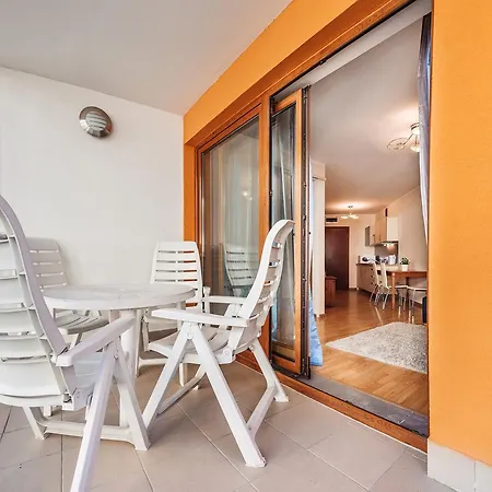 Apartamenty Sun & Snow W Ves Przy Plazy - Sauna, Basen, Jacuzzi, Plac Zabaw Владиславово Екстер'єр фото