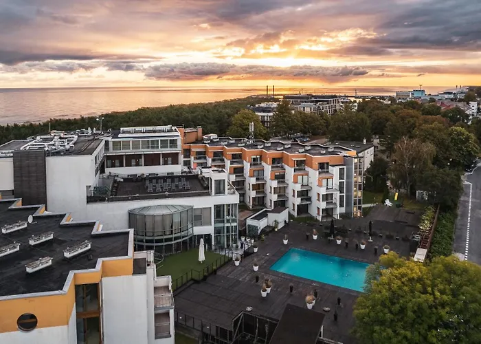 Apartamenty Sun & Snow W Ves Przy Plazy - Sauna, Basen, Jacuzzi, Plac Zabaw