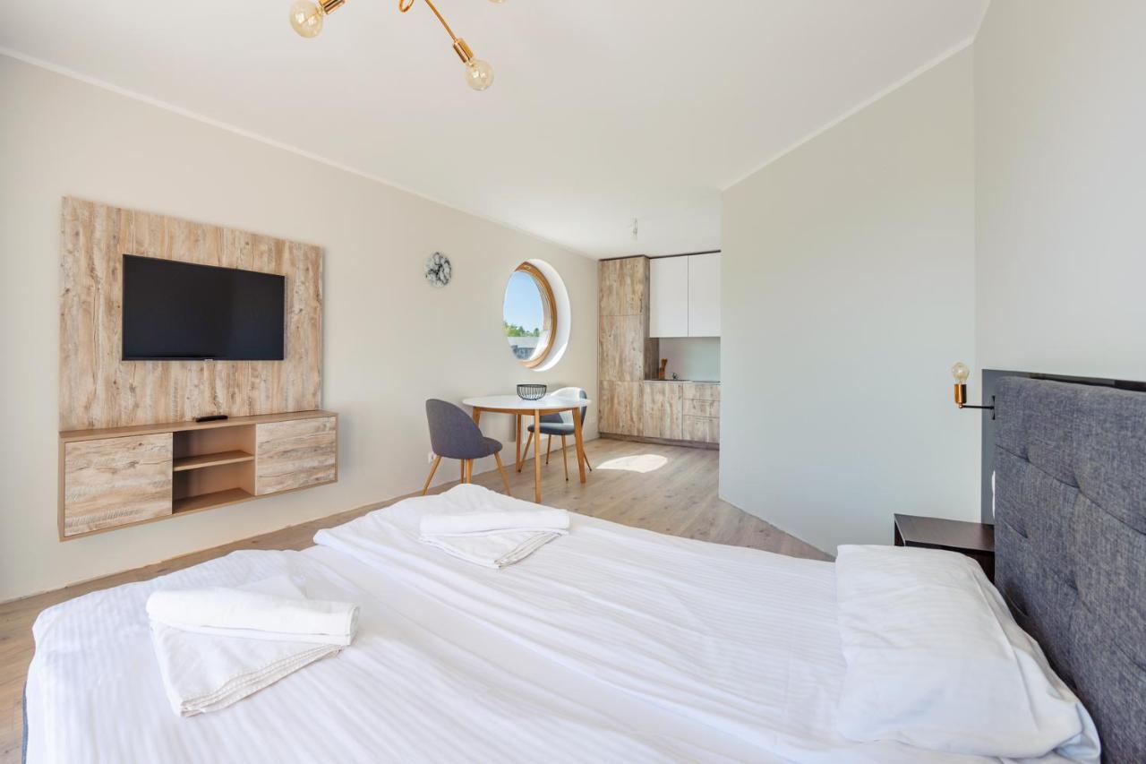 Apartment Apartamenty Sun & Snow W Ves Przy Plazy - Sauna, Basen, Jacuzzi, Plac Zabaw Wladyslawowo