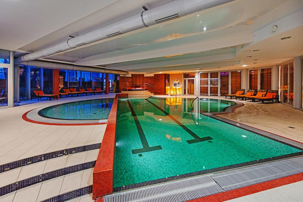 Apartment Apartamenty Sun & Snow W Ves Przy Plazy - Sauna, Basen, Jacuzzi, Plac Zabaw Wladyslawowo