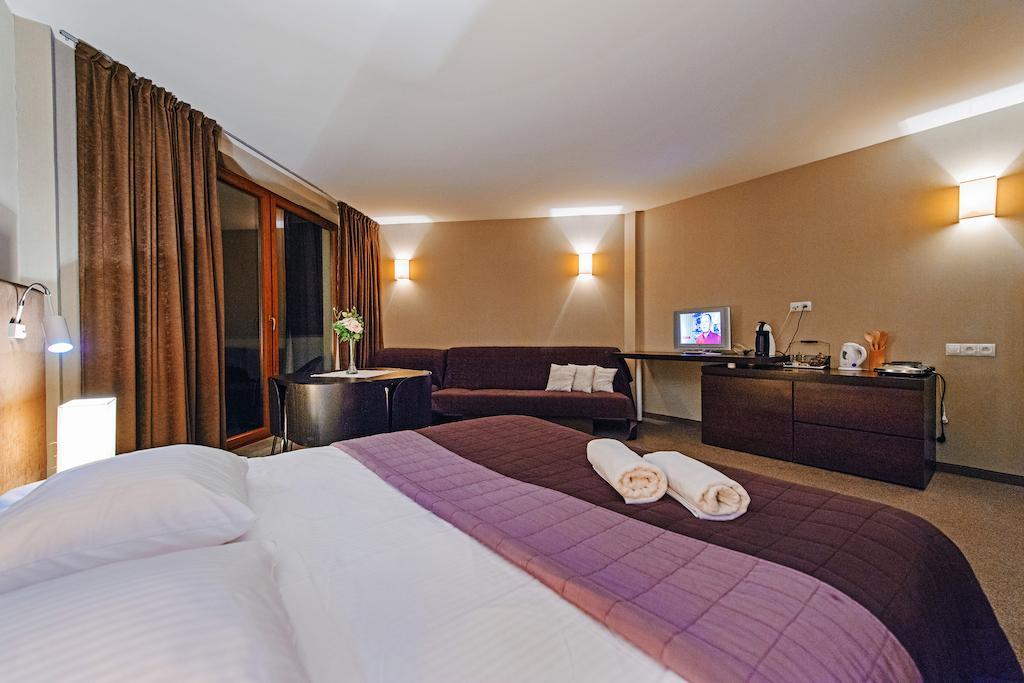Apartamenty Sun & Snow W Ves Przy Plazy - Sauna, Basen, Jacuzzi, Plac Zabaw Wladyslawowo