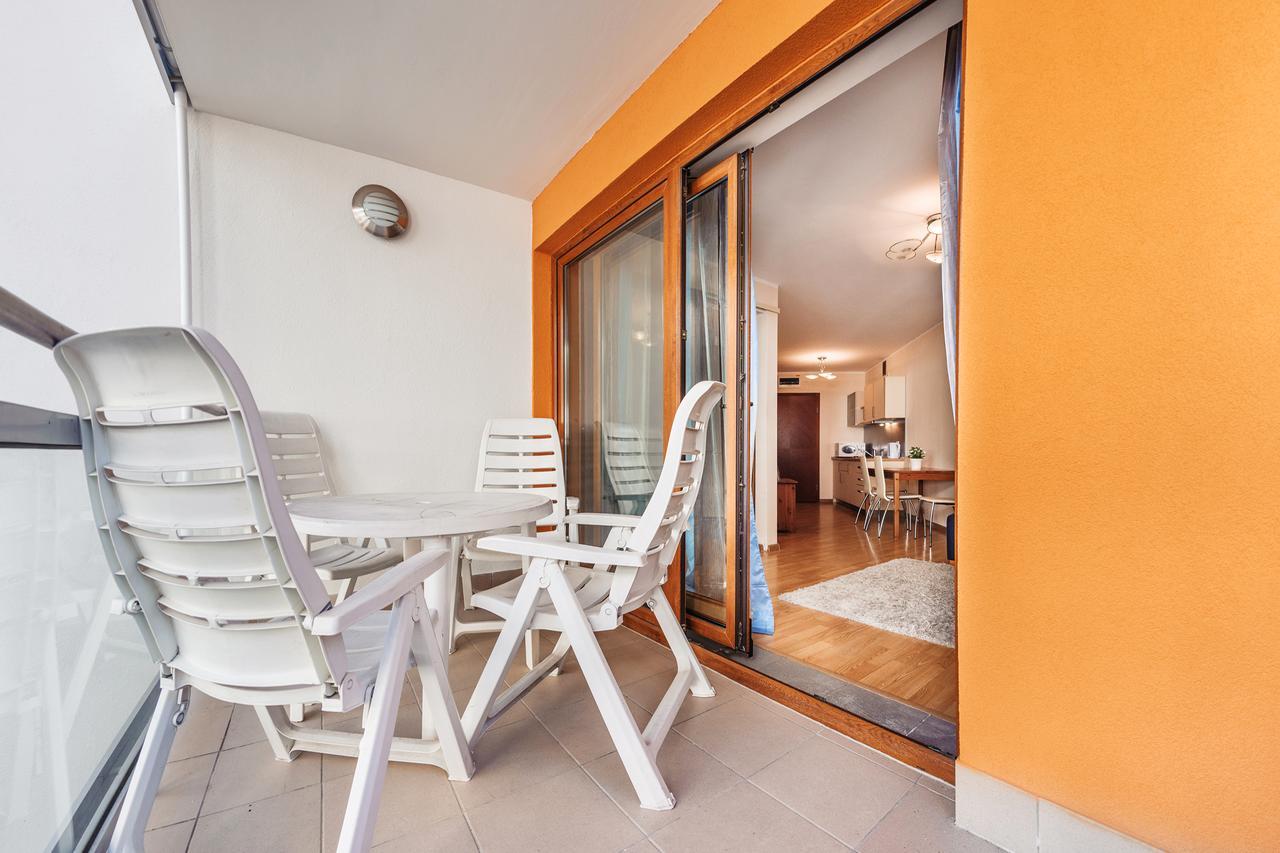 Apartment Apartamenty Sun & Snow W Ves Przy Plazy - Sauna, Basen, Jacuzzi, Plac Zabaw Wladyslawowo